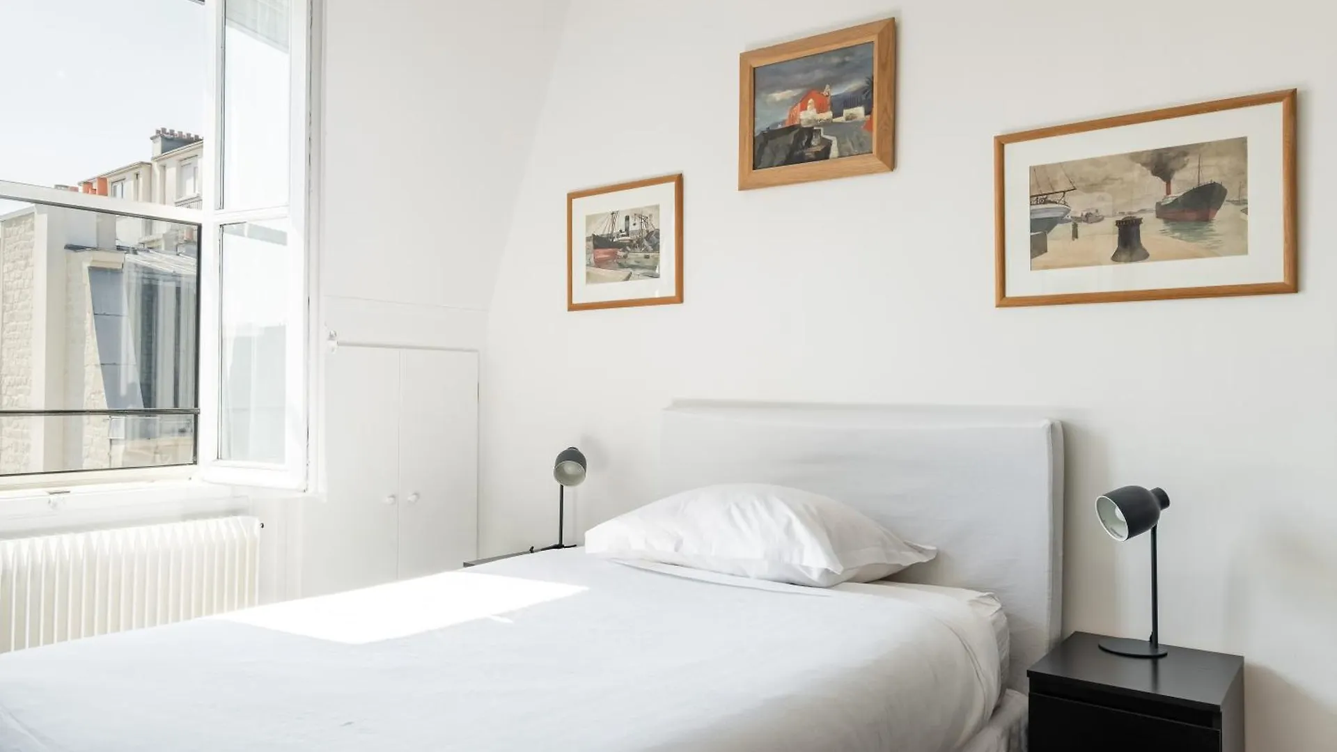 Veeve - Literary Radiance Apartment Paris France